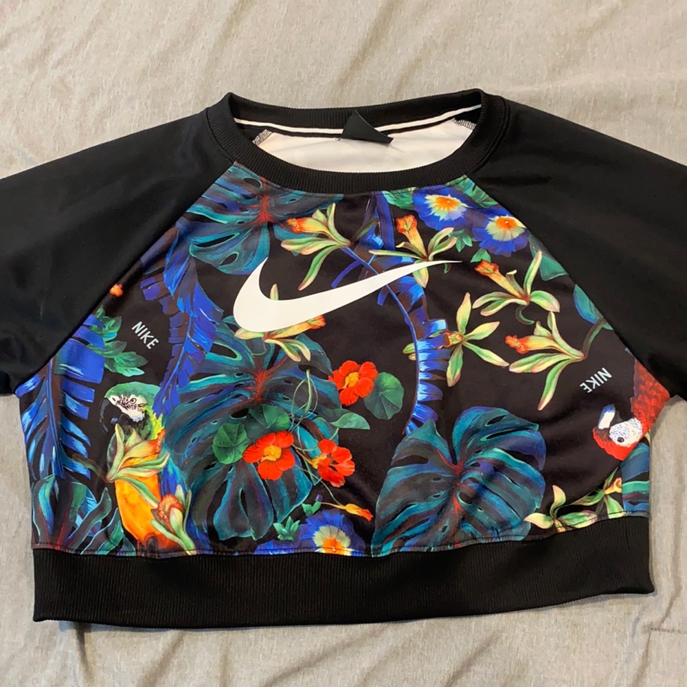 Nike crop sweater